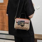 2026 Fashionable women's handbag with a vintage French design, suitable for any occasion as a shoulder or cross-body bag