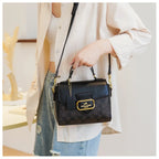 2026 Fashionable women's handbag with a vintage French design, suitable for any occasion as a shoulder or cross-body bag